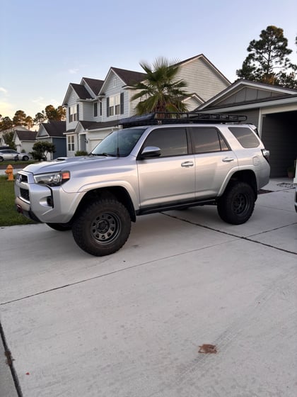 2.5 inch Lifted 2017 Toyota 4Runner 4WD
