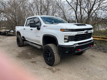 5 Inch Lifted 2024 Chevy Silverado 2500 HD 4WD