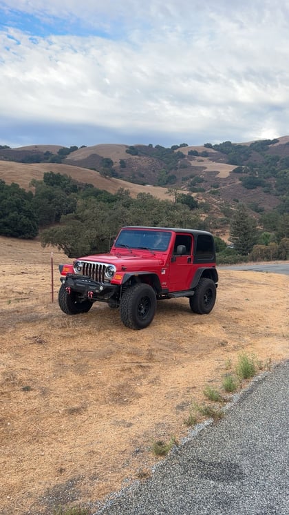 4 Inch Lifted 2004 Jeep Wrangler 4WD