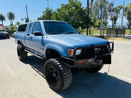5 Inch Lifted 1989 Toyota Pickup 4WD