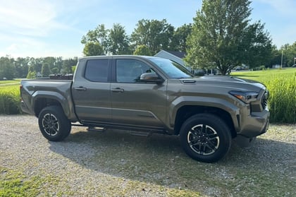1.5 inch Lifted 2025 Toyota Tacoma 4WD