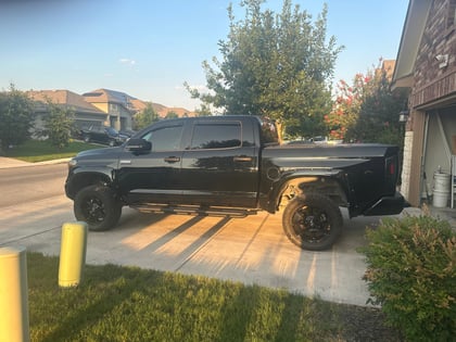 3.5 Inch Lifted 2017 Toyota Tundra 4WD