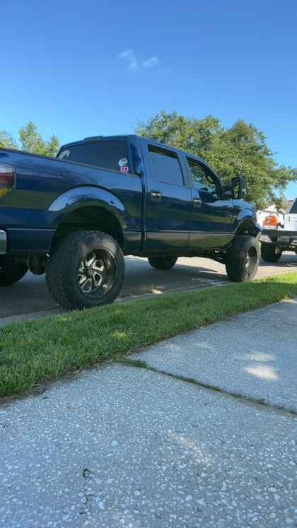 6 Inch Lifted 2010 Ford F-150