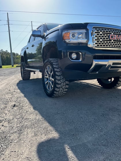 6 Inch Lifted 2018 GMC Canyon 4WD