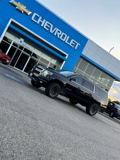 2.5 inch Lifted 2017 Chevy Suburban