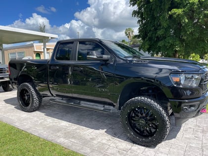 7.5 Inch Lifted 2022 Ram 1500 RWD