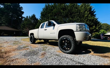 7.5 Inch Lifted 2008 Chevy Silverado 1500 4WD
