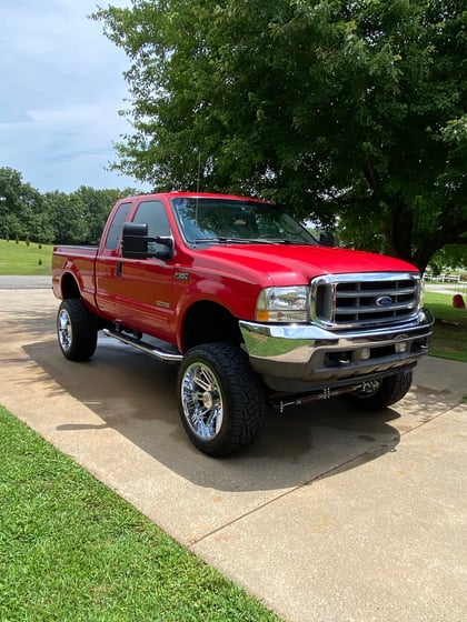 6 Inch Lifted 2004 Ford F-250 Super Duty 4WD