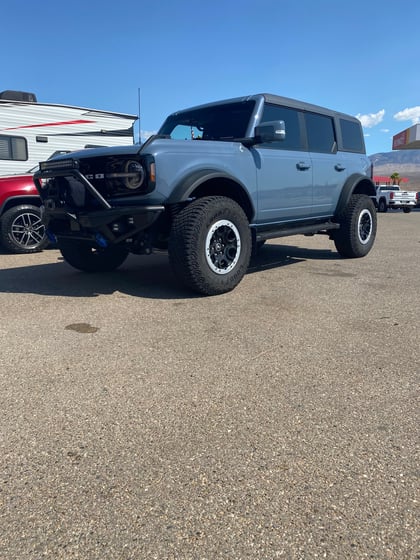 3.5 Inch Lifted 2025 Ford Bronco 4WD