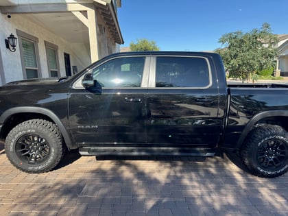 2025 Ram 1500 4WD