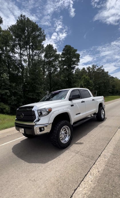 6 Inch Lifted 2019 Toyota Tundra