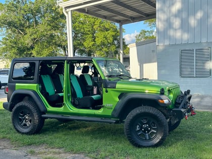 2.5 inch Lifted 2018 Jeep Wrangler Unlimited Sport 4WD