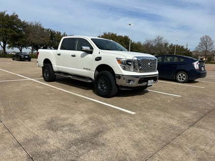 3 Inch Lifted 2017 Nissan TITAN 4WD