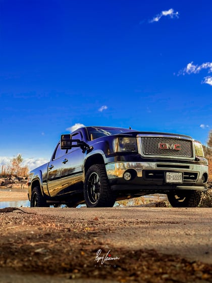 1.5 inch Lifted 2007 GMC Sierra 1500 Denali AWD