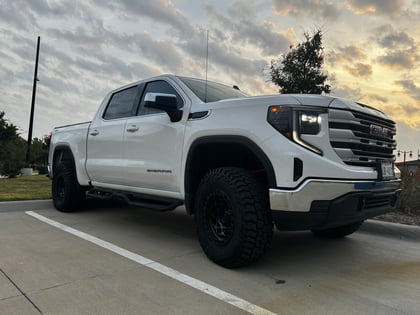 3.5 Inch Lifted 2024 GMC Sierra 1500 4WD