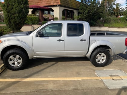2.5 inch Lifted 2013 Nissan Frontier RWD
