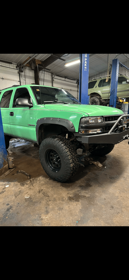 6 Inch Lifted 2002 Chevy Tahoe 4WD