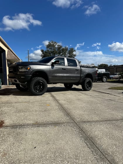 6 Inch Lifted 2022 Ram 1500 4WD