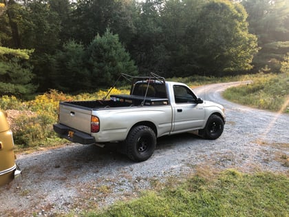 2004 Toyota Tacoma RWD