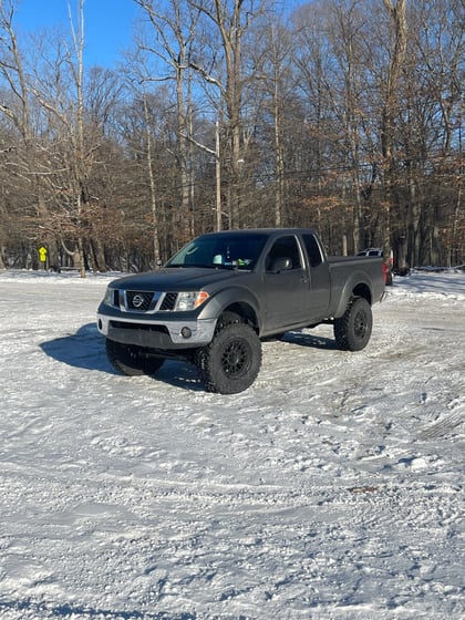 6 Inch Lifted 2009 Nissan Frontier 4WD