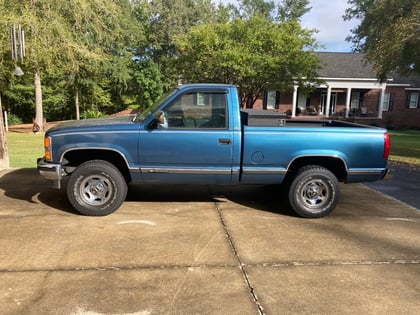 2 inch Lifted 1990 Chevy C1500 RWD