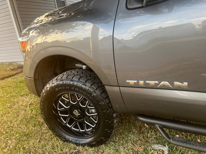 3 Inch Lifted 2021 Nissan TITAN 4WD