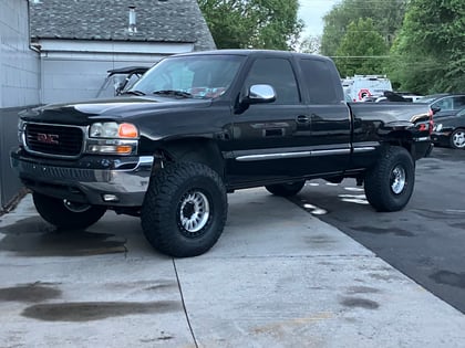 6 Inch Lifted 1999 GMC Sierra 1500 4WD