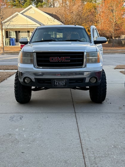 7.5 Inch Lifted 2008 GMC Sierra 1500 RWD