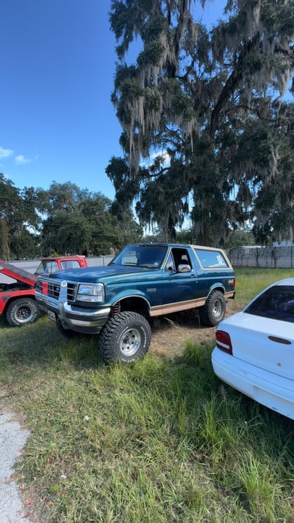 6 Inch Lifted 1994 Ford Bronco 4WD