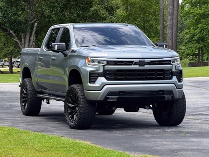 6 Inch Lifted 2023 Chevy Silverado 1500 4WD
