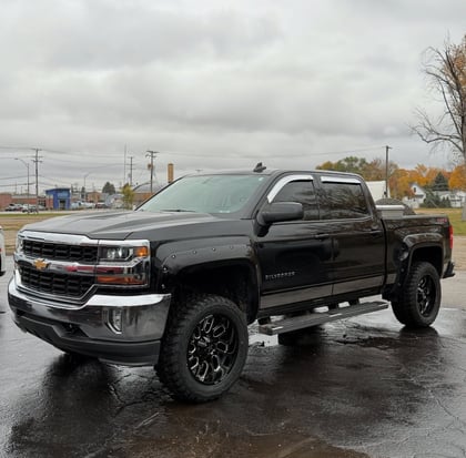 3.5 Inch Lifted 2018 Chevy Silverado 1500 4WD