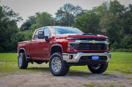 2 inch Lifted 2023 Chevy Silverado 3500 HD 4WD