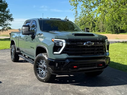 2 inch Lifted 2025 Chevy Silverado 2500 HD 4WD