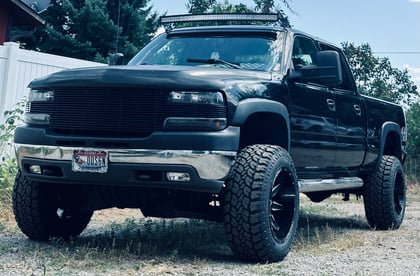6 Inch Lifted 2001 Chevy Silverado 2500 HD 4WD