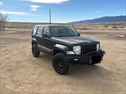 2.5 inch Lifted 2012 Jeep Liberty 4WD