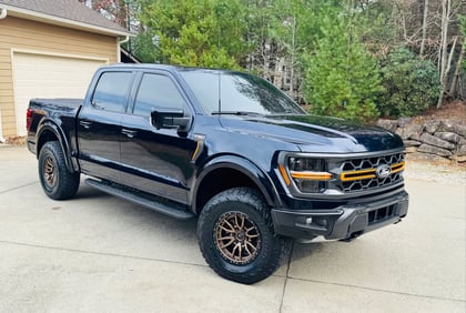 2.5 inch Lifted 2025 Ford F-150 Tremor