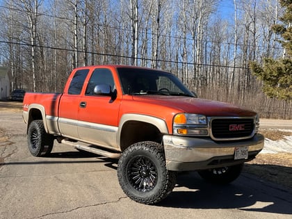 6 Inch Lifted 2001 GMC Sierra 1500 4WD
