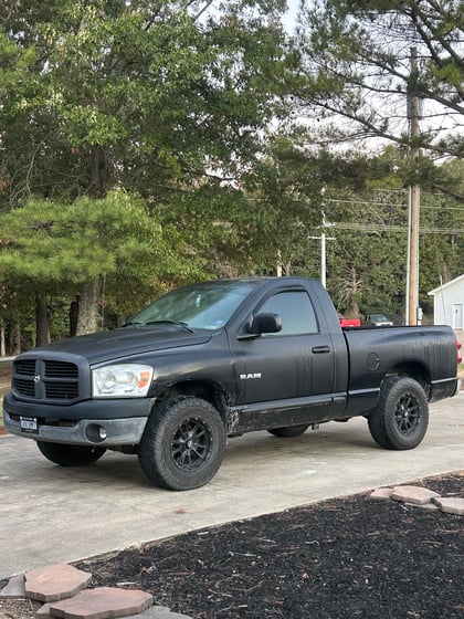 2 inch Lifted 2008 Dodge Ram 1500 RWD