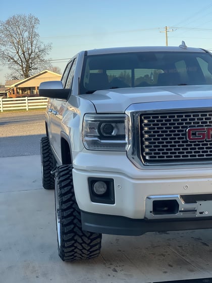 3.5 Inch Lifted 2015 GMC Sierra 1500 Denali 4WD