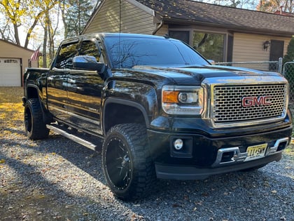 3.5 Inch Lifted 2015 GMC Sierra 1500 Denali 4WD