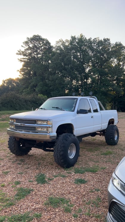 6 Inch Lifted 1998 Chevy K1500 4WD