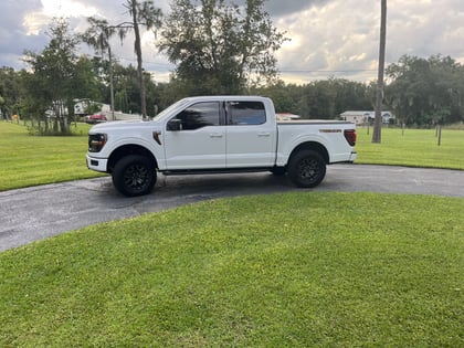 2.5 inch Lifted 2024 Ford F-150 Tremor 4WD