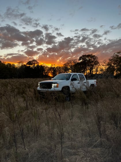 6 Inch Lifted 2009 GMC Sierra 1500 4WD