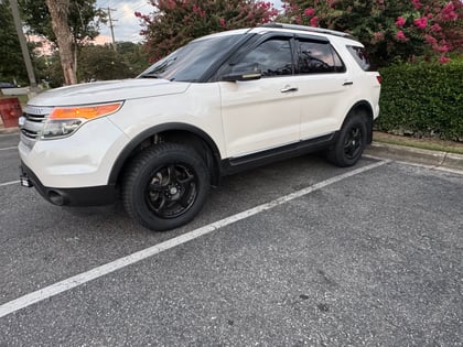2 inch Lifted 2012 Ford Explorer AWD