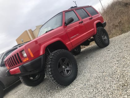 6 Inch Lifted 2001 Jeep Cherokee XJ 4WD