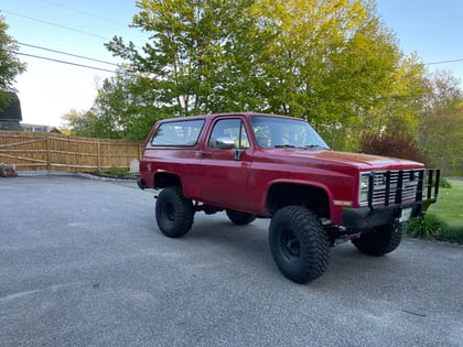 4 Inch Lifted 1986 Chevy K5 Blazer 4WD