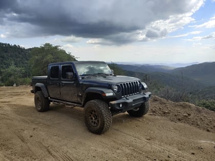 3.5 Inch Lifted 2020 Jeep Gladiator JT 4WD