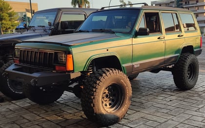4.5 Inch Lifted 1996 Jeep Cherokee XJ 4WD
