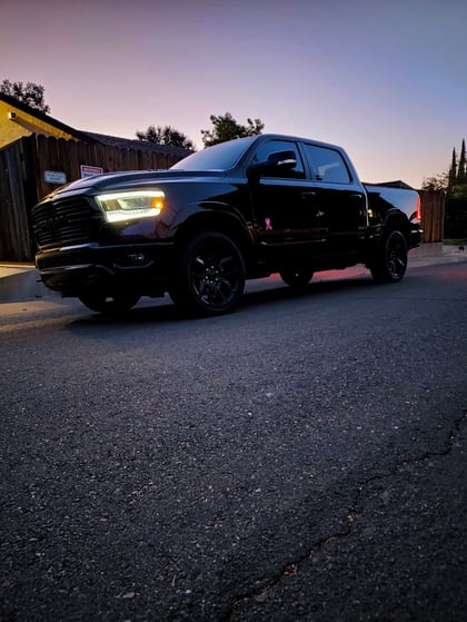 2.5 inch Lifted 2019 Ram 1500 4WD