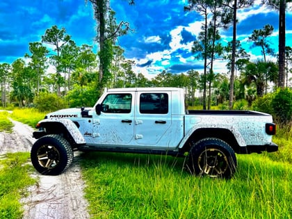 3.5 Inch Lifted 2020 Jeep Gladiator JT 4WD